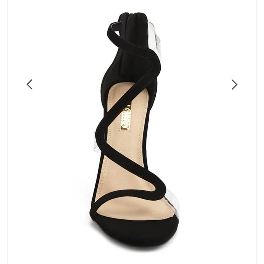 Black Strap Heel NIB
